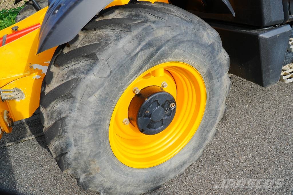 JCB 540 P180 | 2018 | Hydraulic Fork Positioner Teleskopski viljuškari