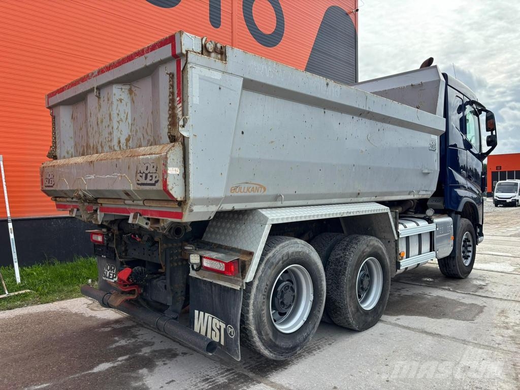 Volvo FH 540 6x4 RETARDER / TANDEM AXLE LIFT / BOX L=470 شاحنات قلابة