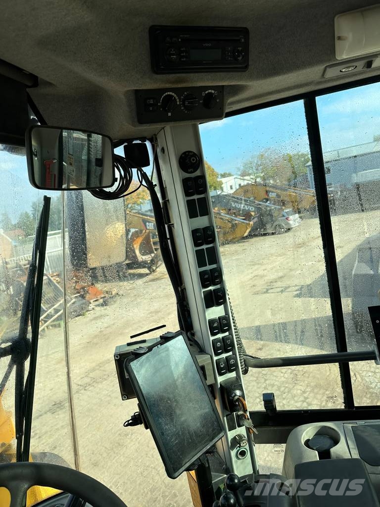 Volvo L180F Cargadoras sobre ruedas