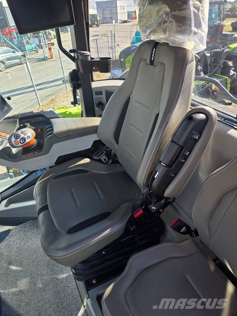 CLAAS Xerion 12.650 TerraTrac Trattori