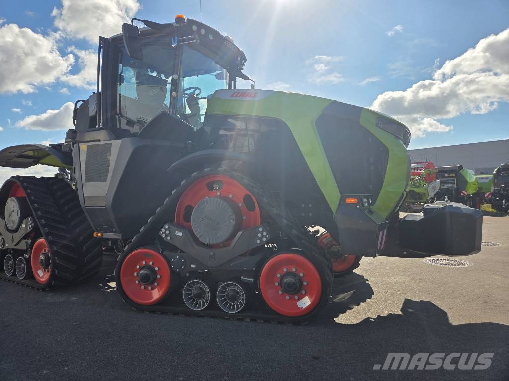 CLAAS Xerion 12.650 TerraTrac Trattori