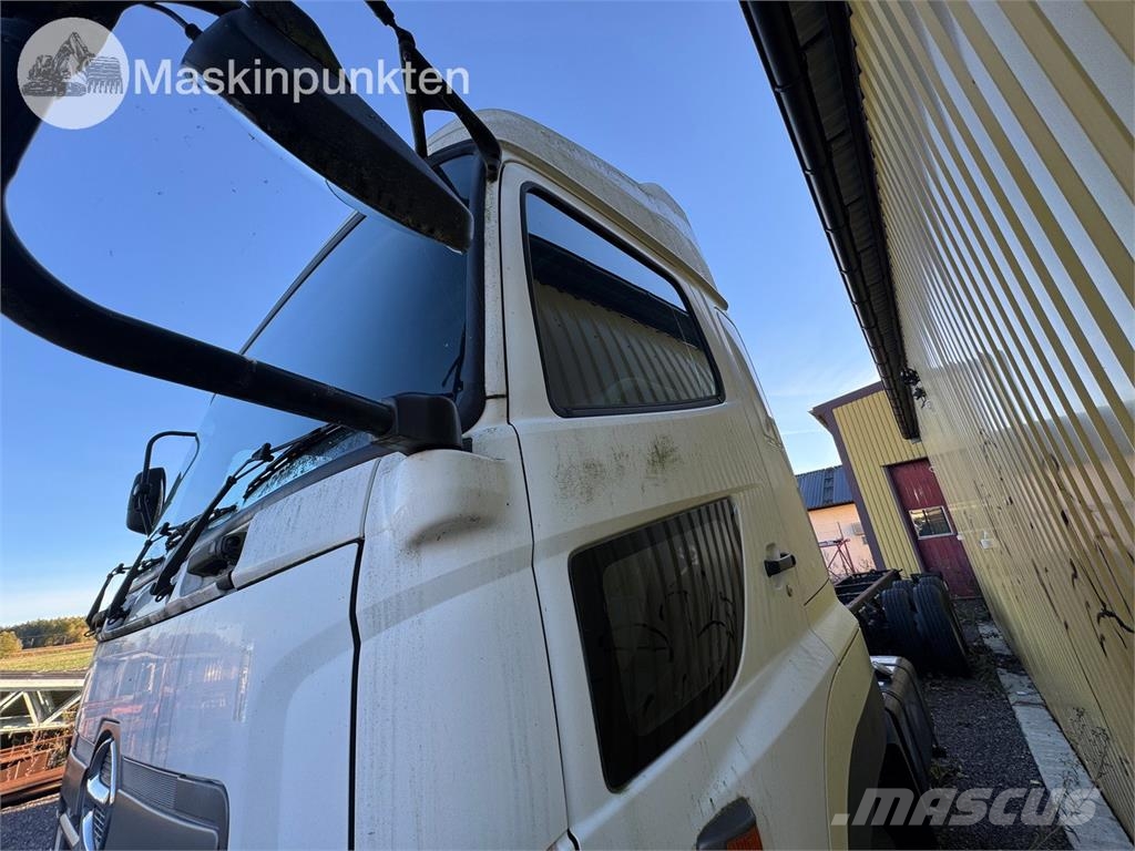 Hino 700 Kamioni-šasije
