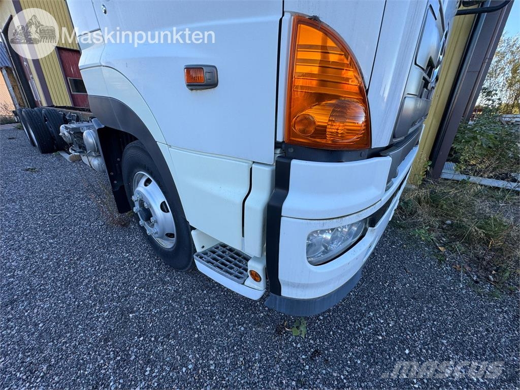 Hino 700 Kamioni-šasije