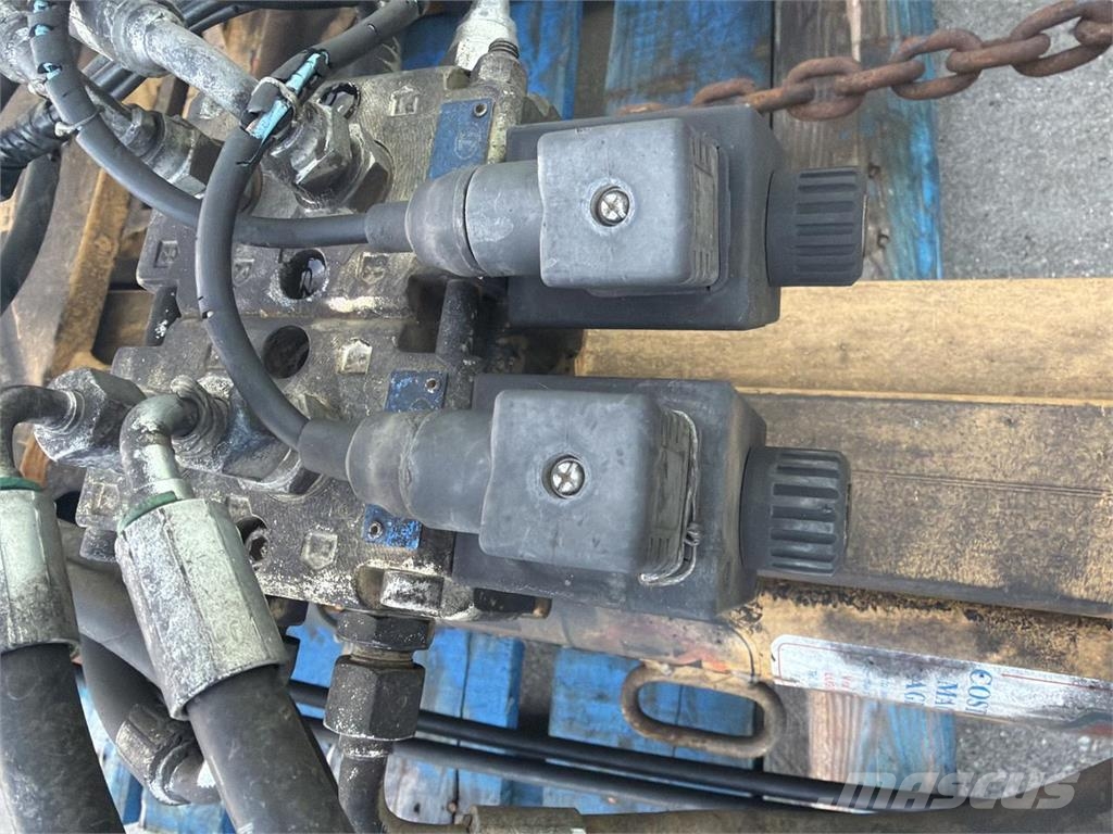 CM 16 DBCH Hefmast Other tractor accessories