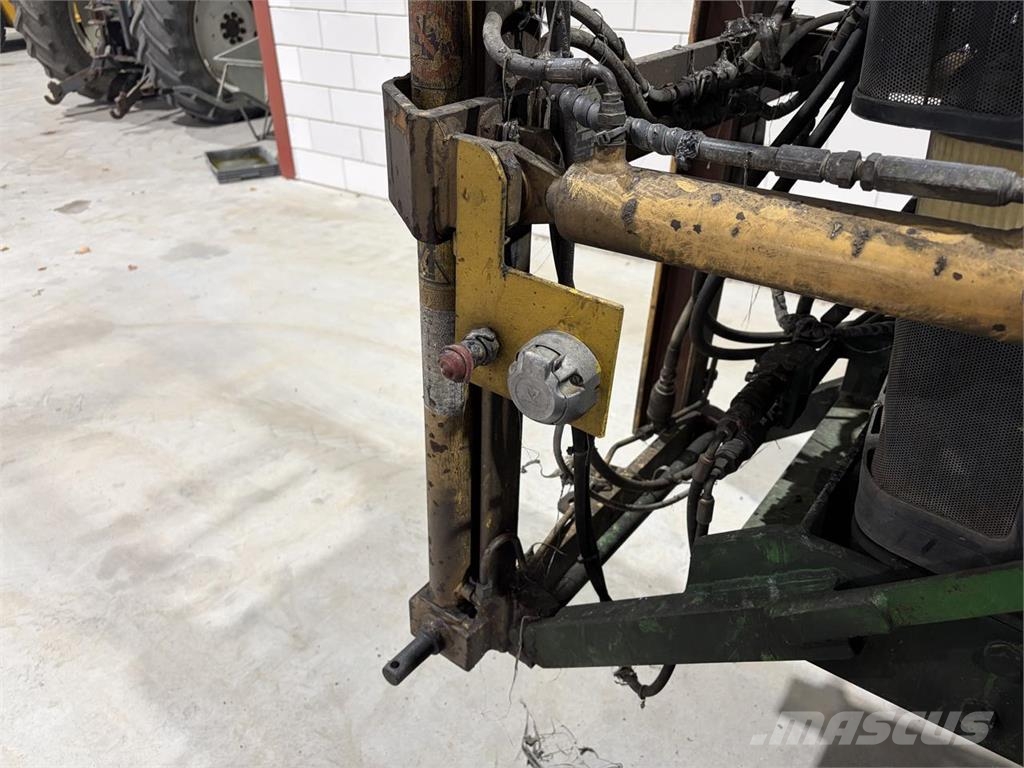 CM 16 DBCH Hefmast Other tractor accessories