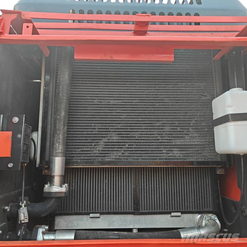 Doosan DX 340 LC-9C Escavatori cingolati