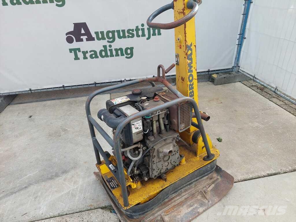 Vibromax AT 35 دكاكات أفقية