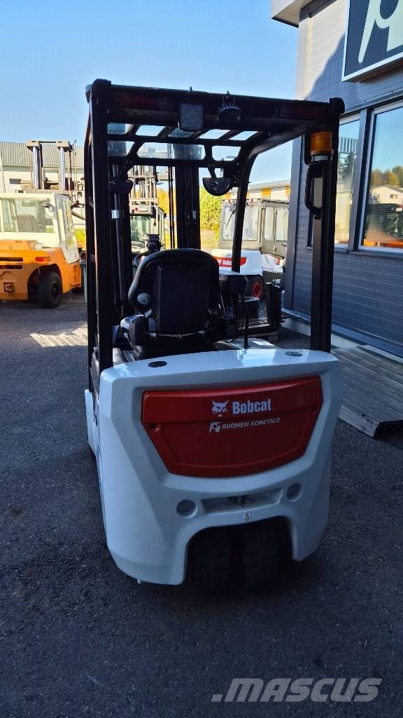 Bobcat B20NT Li-Ion sähkötrukki Električni viljuškari