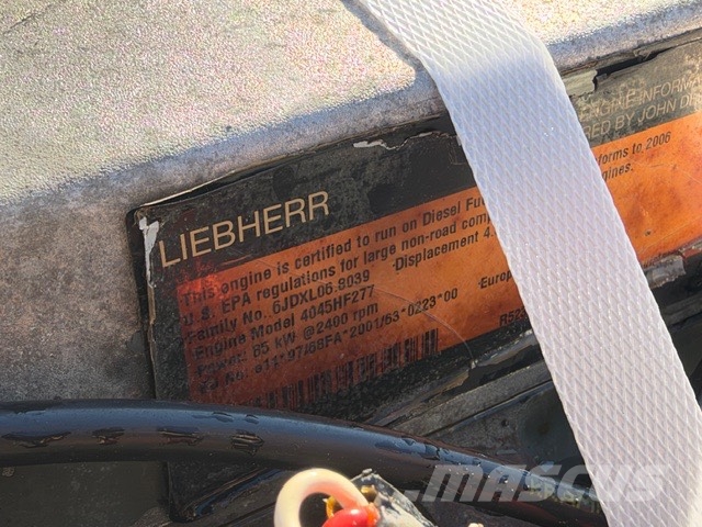 Liebherr L 524 used engine john deere 4045HF227 Dzinēji