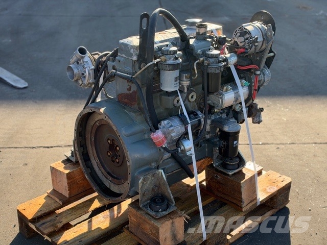 Liebherr L 524 used engine john deere 4045HF227 Dzinēji