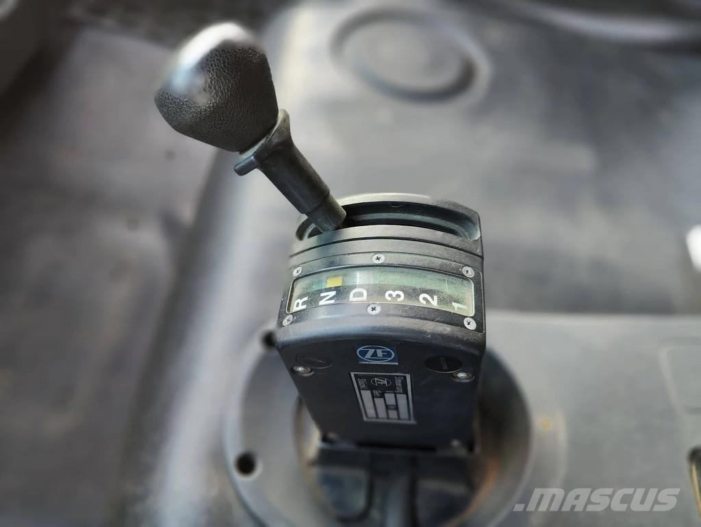 MAN 18.284 Doka Off-Road / Expedition Kamioni-šasije
