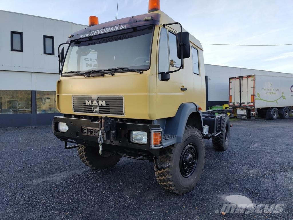 MAN 18.284 Doka Off-Road / Expedition Kamioni-šasije