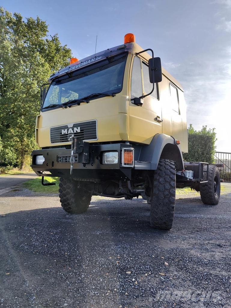 MAN 18.284 Doka Off-Road / Expedition Kamioni-šasije