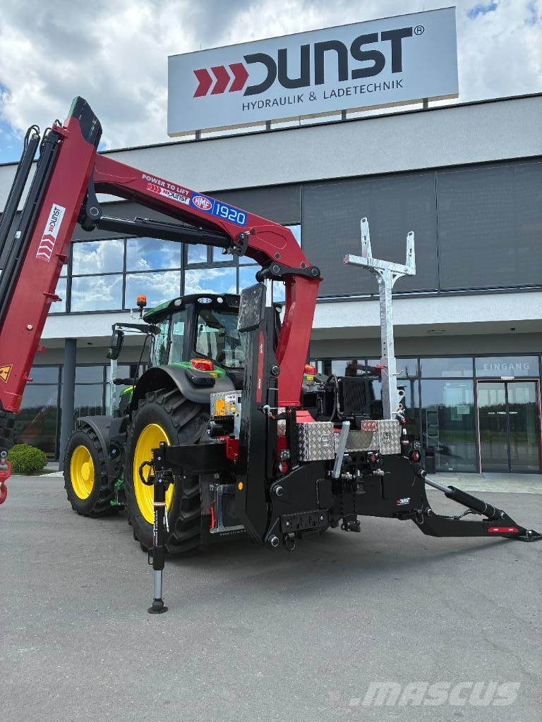 John Deere / HMF 6195M mit HMF 1920-K5 Övriga lyftmaskiner