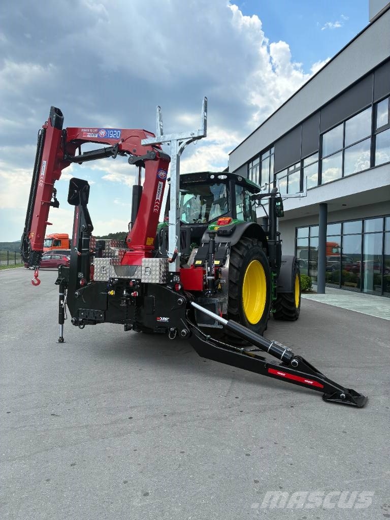 John Deere / HMF 6195M mit HMF 1920-K5 Övriga lyftmaskiner