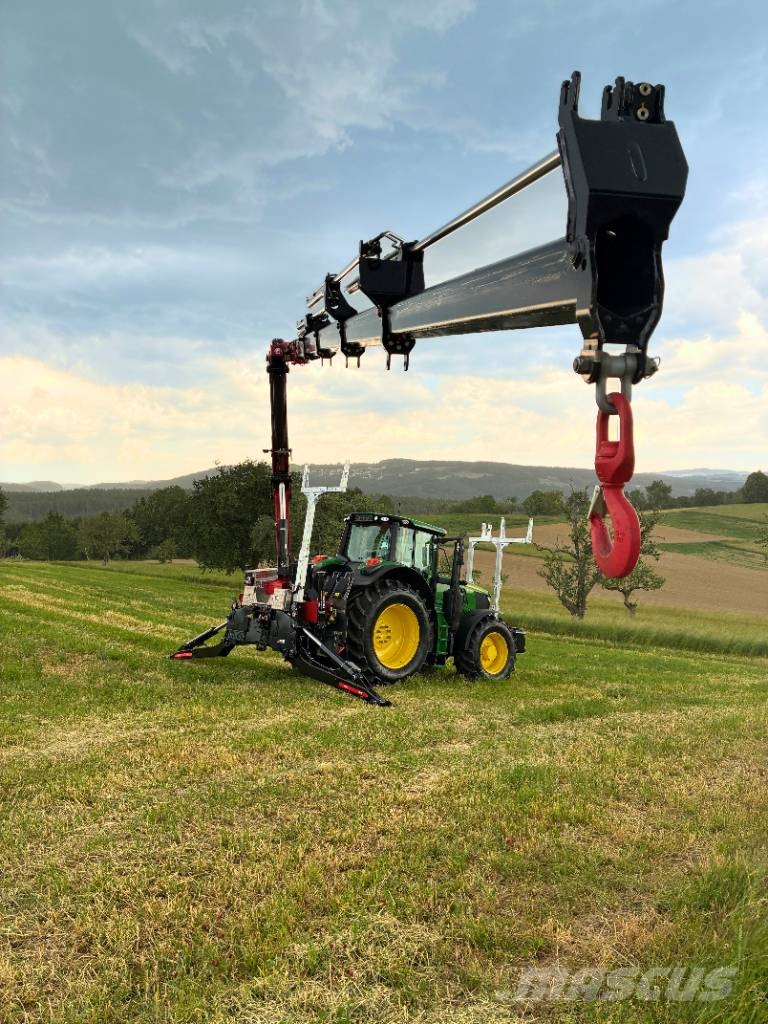 John Deere / HMF 6195M mit HMF 1920-K5 Övriga lyftmaskiner