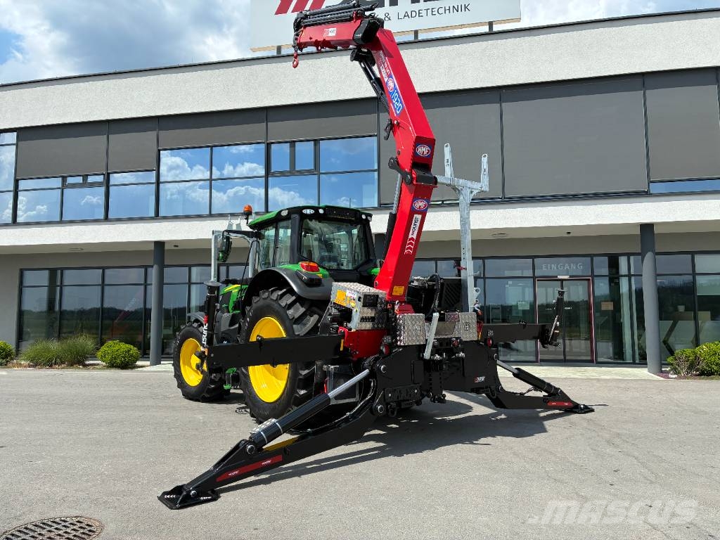 John Deere / HMF 6195M mit HMF 1920-K5 Övriga lyftmaskiner