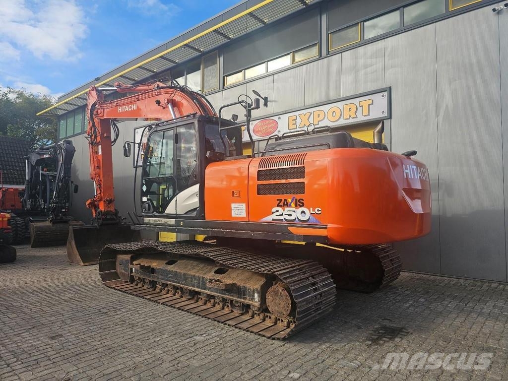 Hitachi ZX250LC-6 Gravemaskiner på larvebånd
