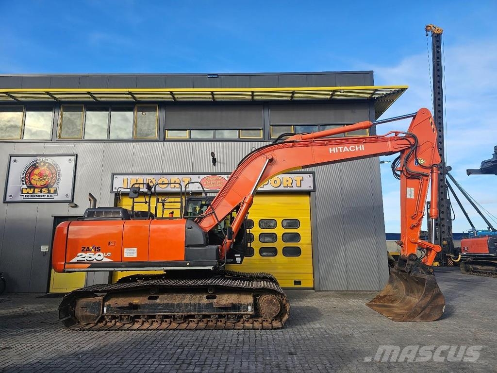 Hitachi ZX250LC-6 Gravemaskiner på larvebånd