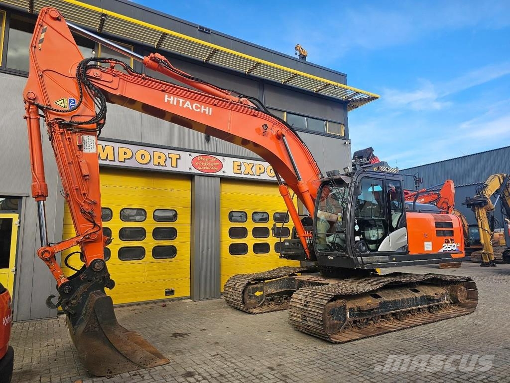 Hitachi ZX250LC-6 Gravemaskiner på larvebånd