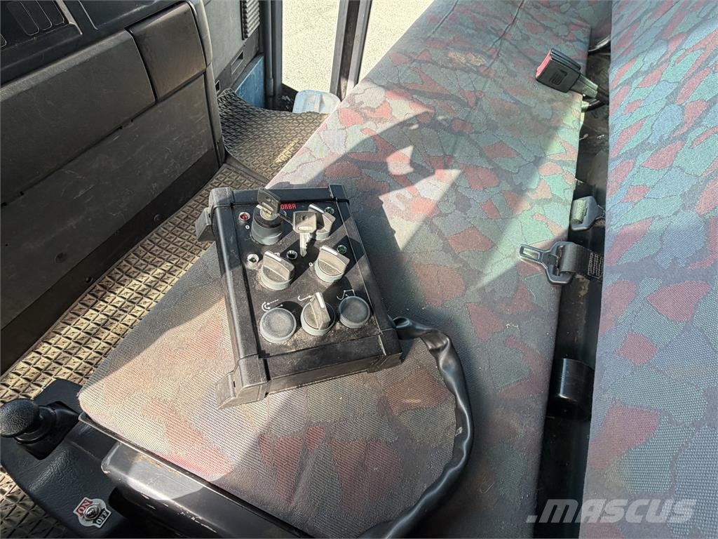 Mercedes-Benz Econic 2628L 6x2 Otros camiones