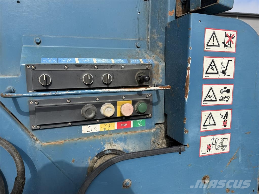 Mercedes-Benz Econic 2628L 6x2 Otros camiones