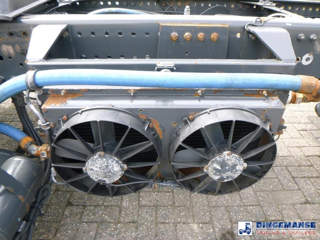 Mercedes-Benz Actros 2632 6x4 chassis Camiones con chasís y cabina