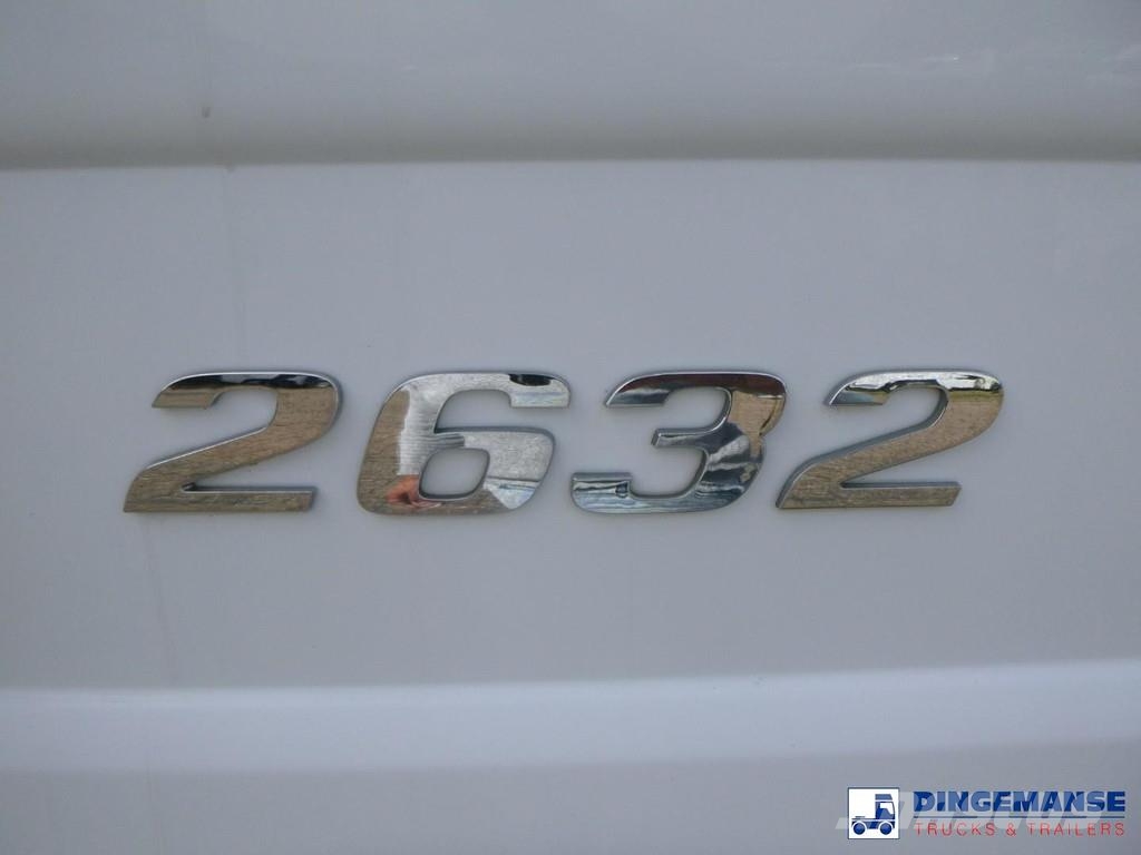 Mercedes-Benz Actros 2632 6x4 chassis Camiones con chasís y cabina