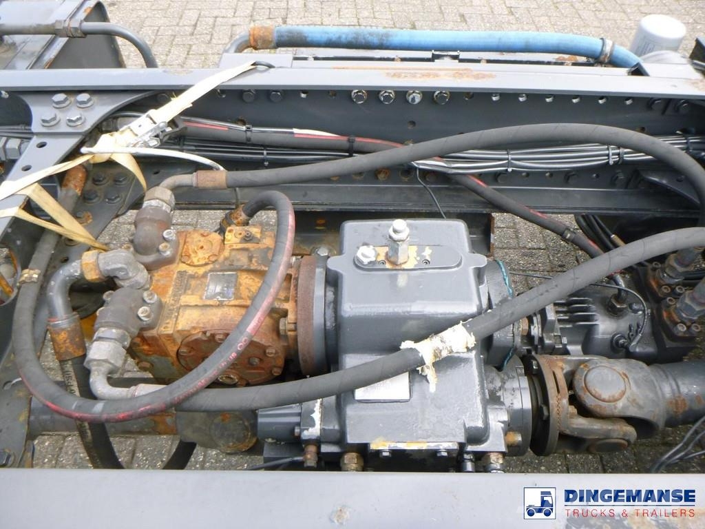 Mercedes-Benz Actros 2632 6x4 chassis Camiones con chasís y cabina