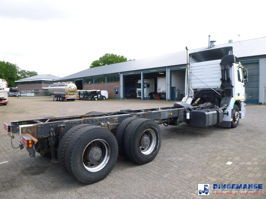 Mercedes-Benz Actros 2632 6x4 chassis Camiones con chasís y cabina