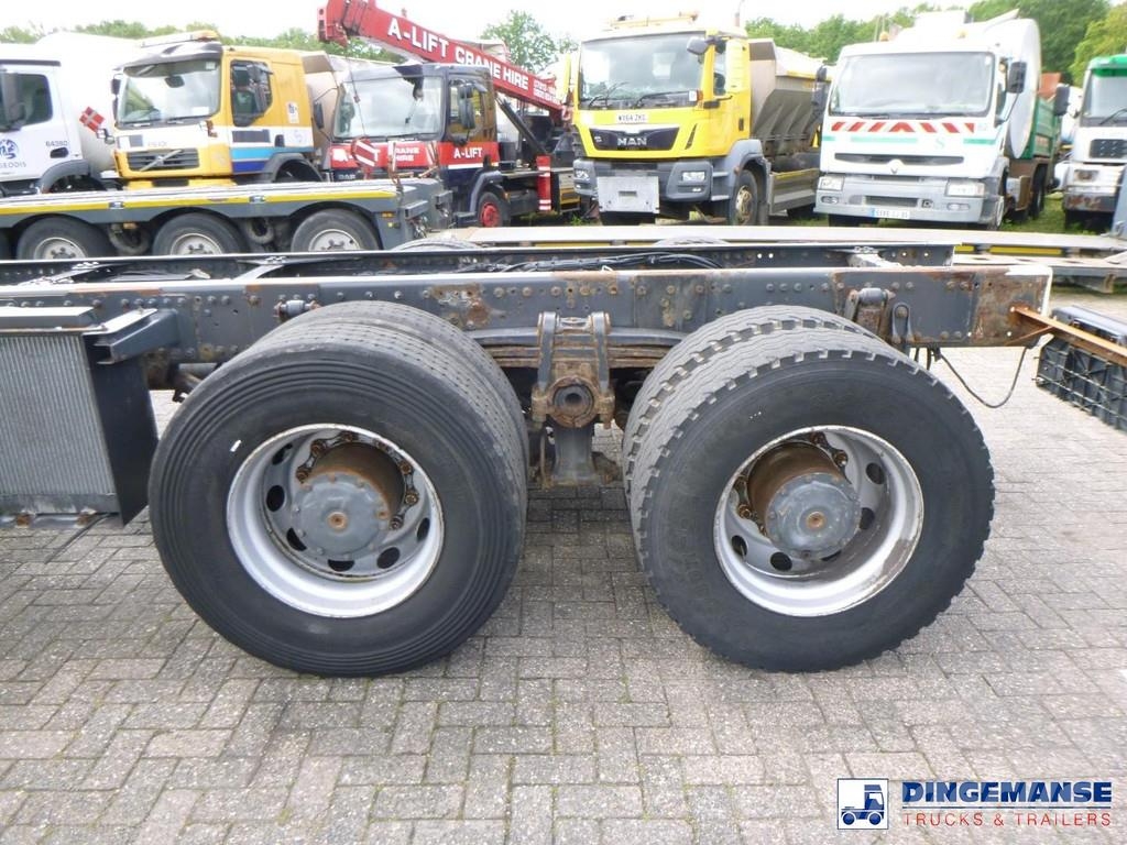 Mercedes-Benz Actros 2632 6x4 chassis Camiones con chasís y cabina