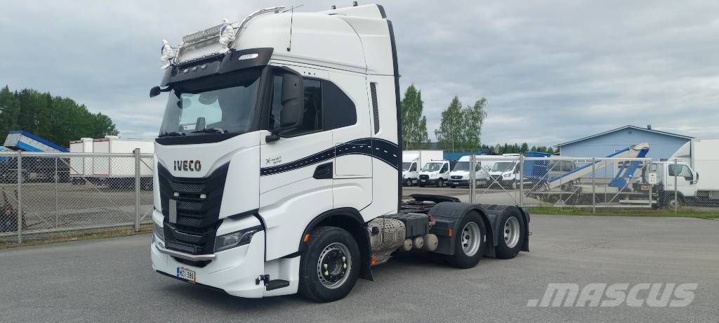 Iveco AS440 XTZ 6x4 Naudoti vilkikai