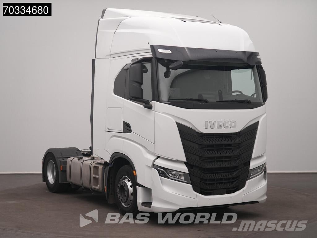 Iveco S-Way 490 4X2 2xTanks ACC Tractor Units