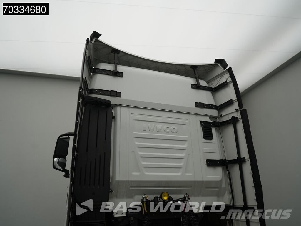 Iveco S-Way 490 4X2 2xTanks ACC Влекачи