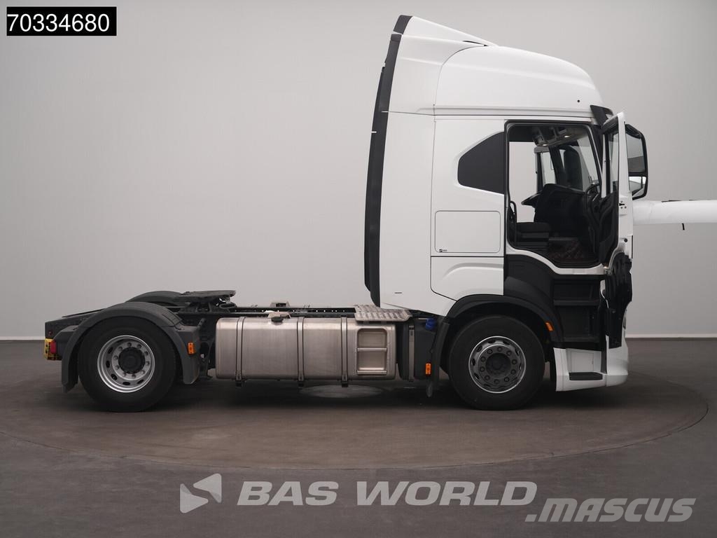 Iveco S-Way 490 4X2 2xTanks ACC Tractor Units