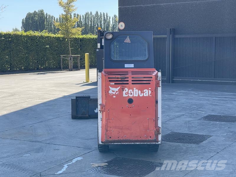 Bobcat S 70 لوادر انزلاقية التوجيه