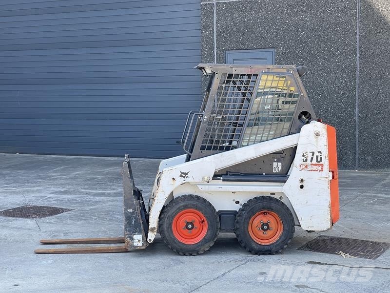 Bobcat S 70 لوادر انزلاقية التوجيه