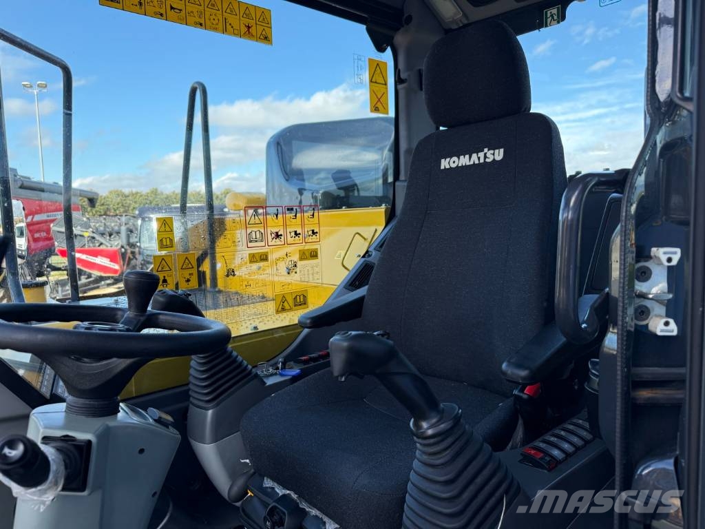 Komatsu PW 138 MR-11 Lastik tekerli ekskavatörler