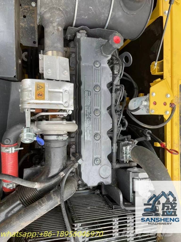 Komatsu PC 200-8 大型油圧ショベル12t以上（パワーショベル・ユンボ）