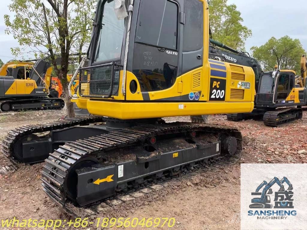 Komatsu PC 200-8 大型油圧ショベル12t以上（パワーショベル・ユンボ）