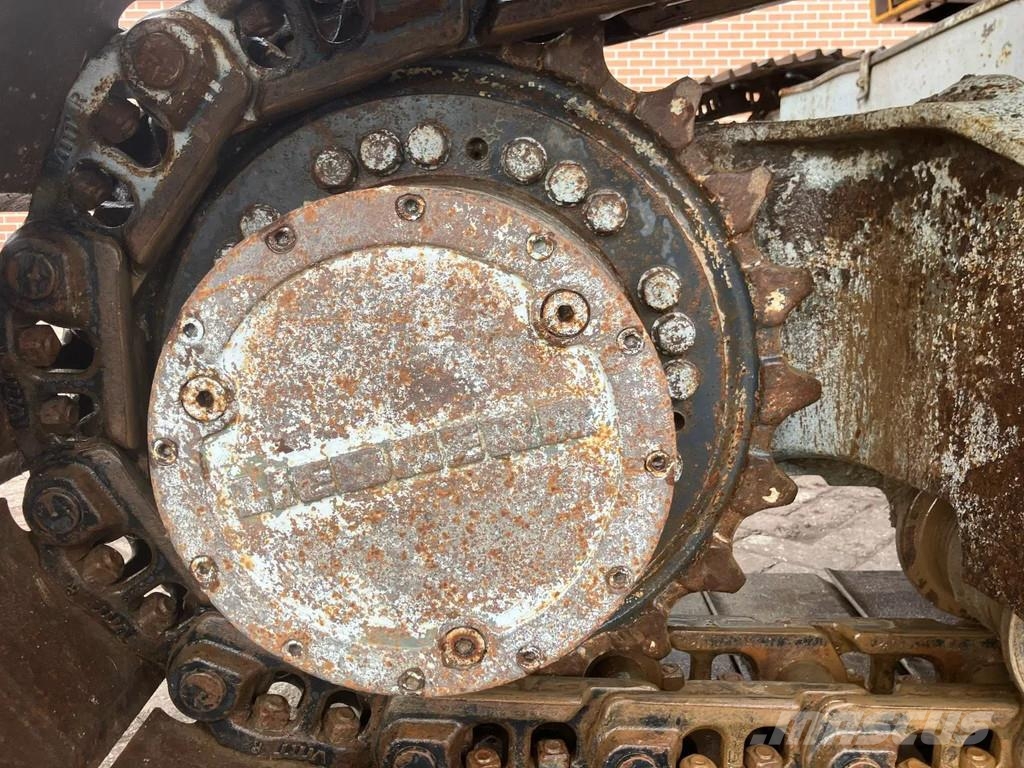 Liebherr 924 Crawler excavators
