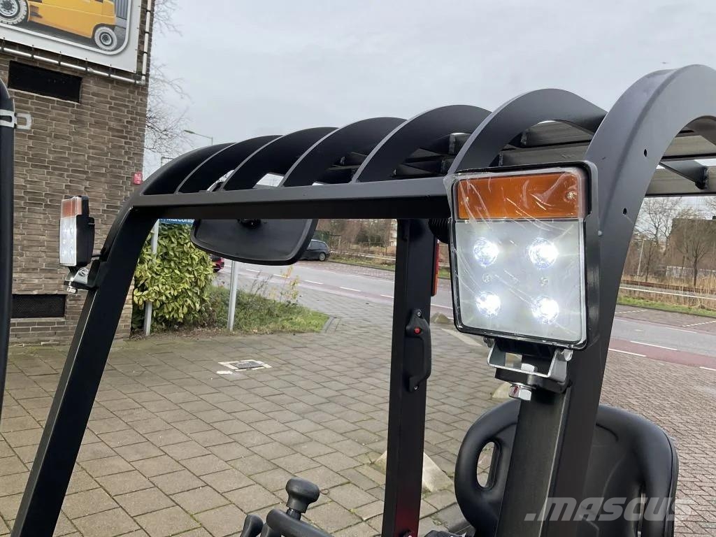 EP CPD20TVL 2000KG 4.80METER HEFTRUCK Kahveltõstukid - muud