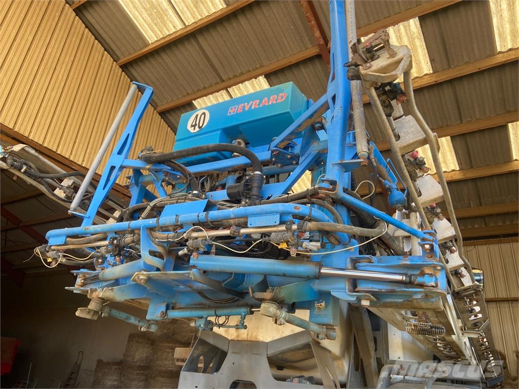 Evrard Alpha evo 4100 Itsekulkevat ruiskut