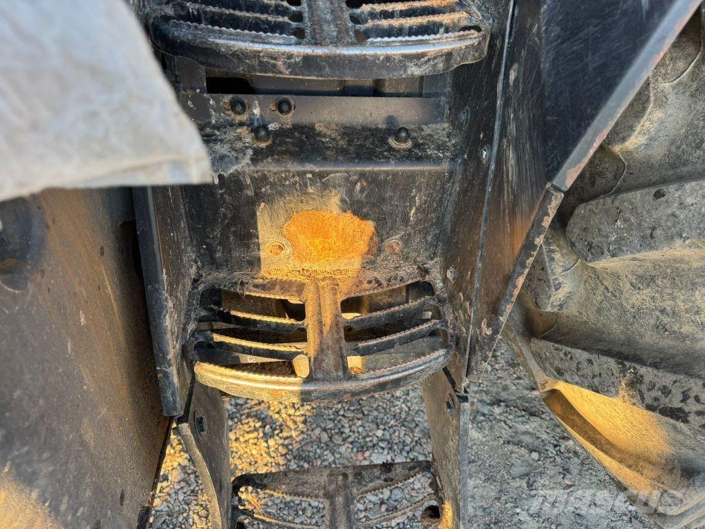 New Holland T7 200 AUTOCOMMAND Tractors