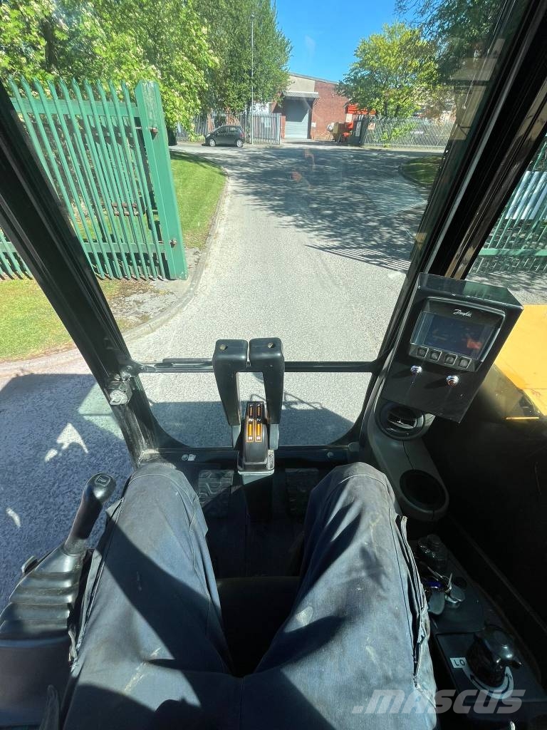 Morooka MST2200VD Raupendumper