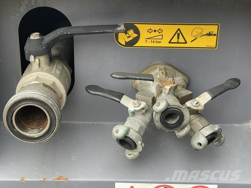 Atlas Copco XAVS 186 ST IV JD - N Compressors