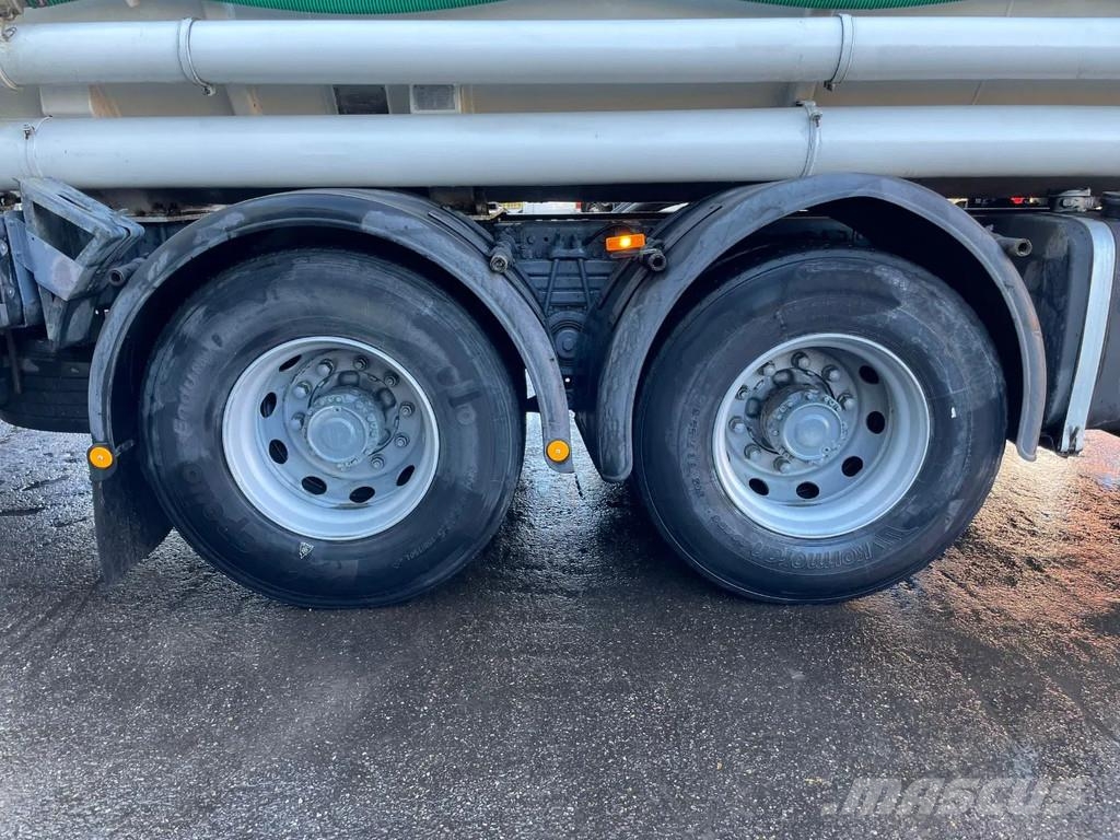 Renault Premium Lander Euro 5 370 DXI Toilet Truck 6x4 Man Camiones aspiradores/combi