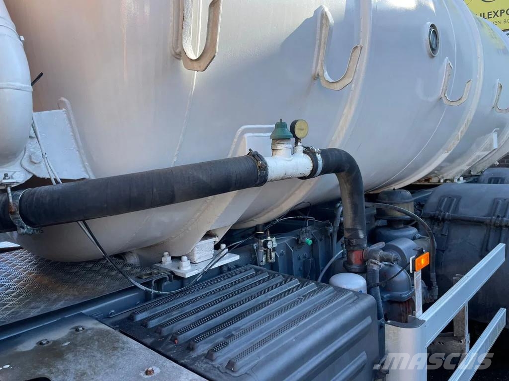 Renault Premium Lander Euro 5 370 DXI Toilet Truck 6x4 Man Camiones aspiradores/combi