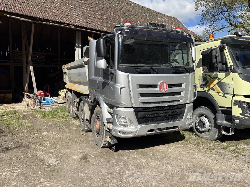 Tatra Phoenix Tippbilar