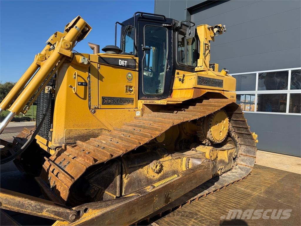 CAT D6T LGP Crawler dozers